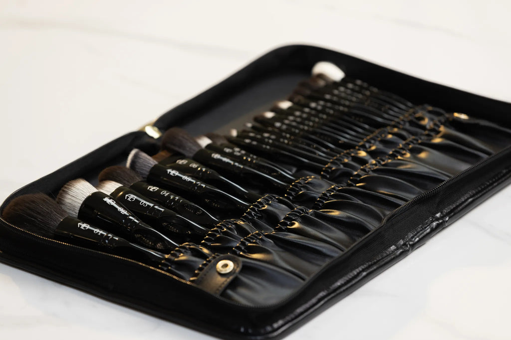 Natural Makeup Brushes – 25 Piece Set
